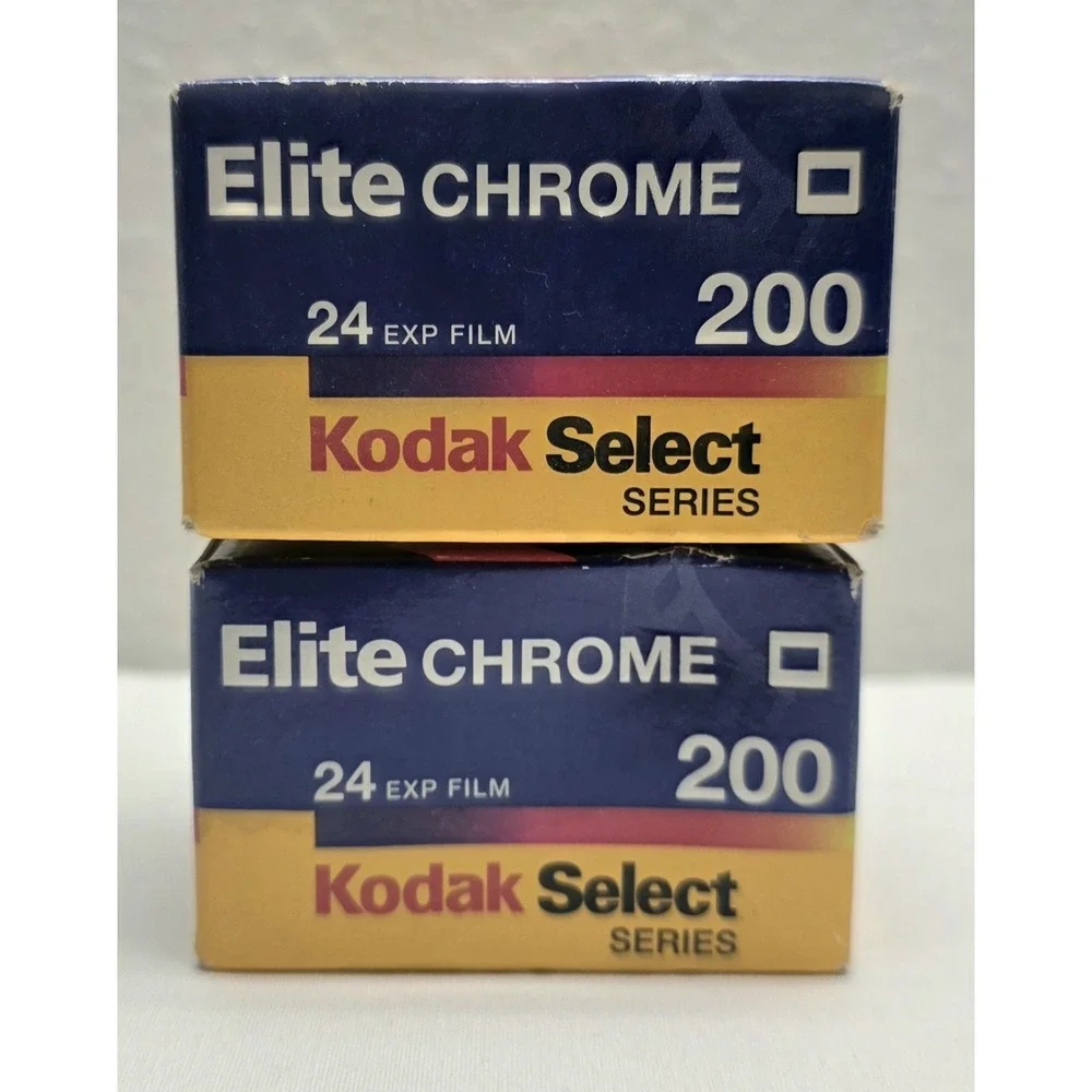 Kodak EKTACHROME ELITE CHROME 200(x 2) Color 135 (35 mm) ISO 200/24 EX 04/2000